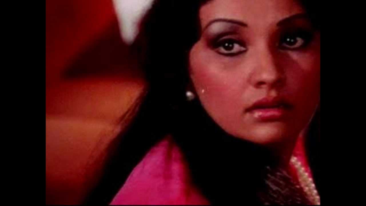 Ladki Ho Ladki Lyrics In Hindi - Saboot